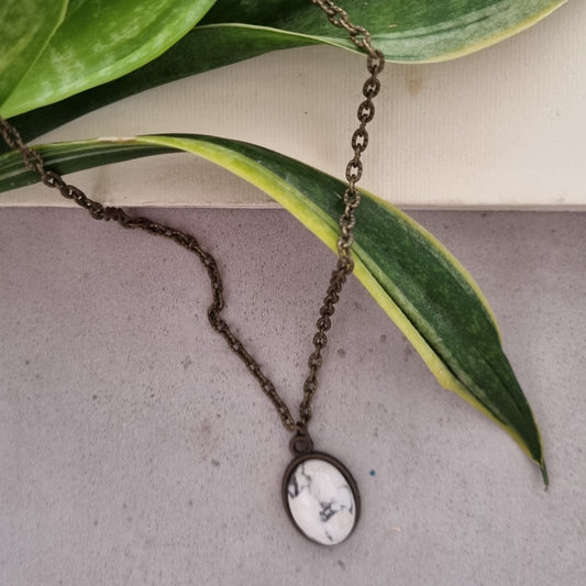 White howlite pendant