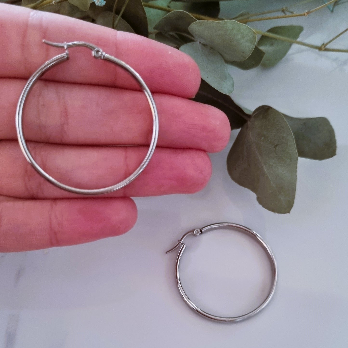 Hoops 4mm (5 options)