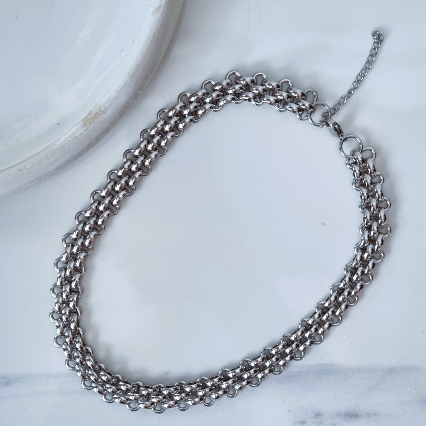 Bold silver necklace