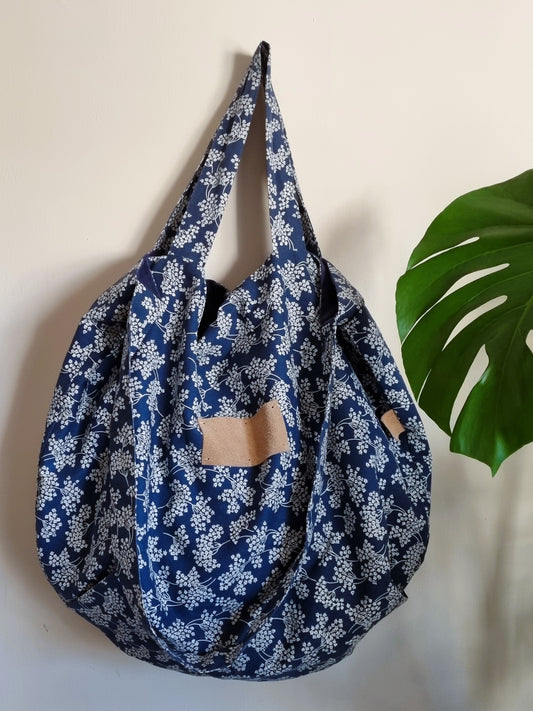 Tote bag but made it blue