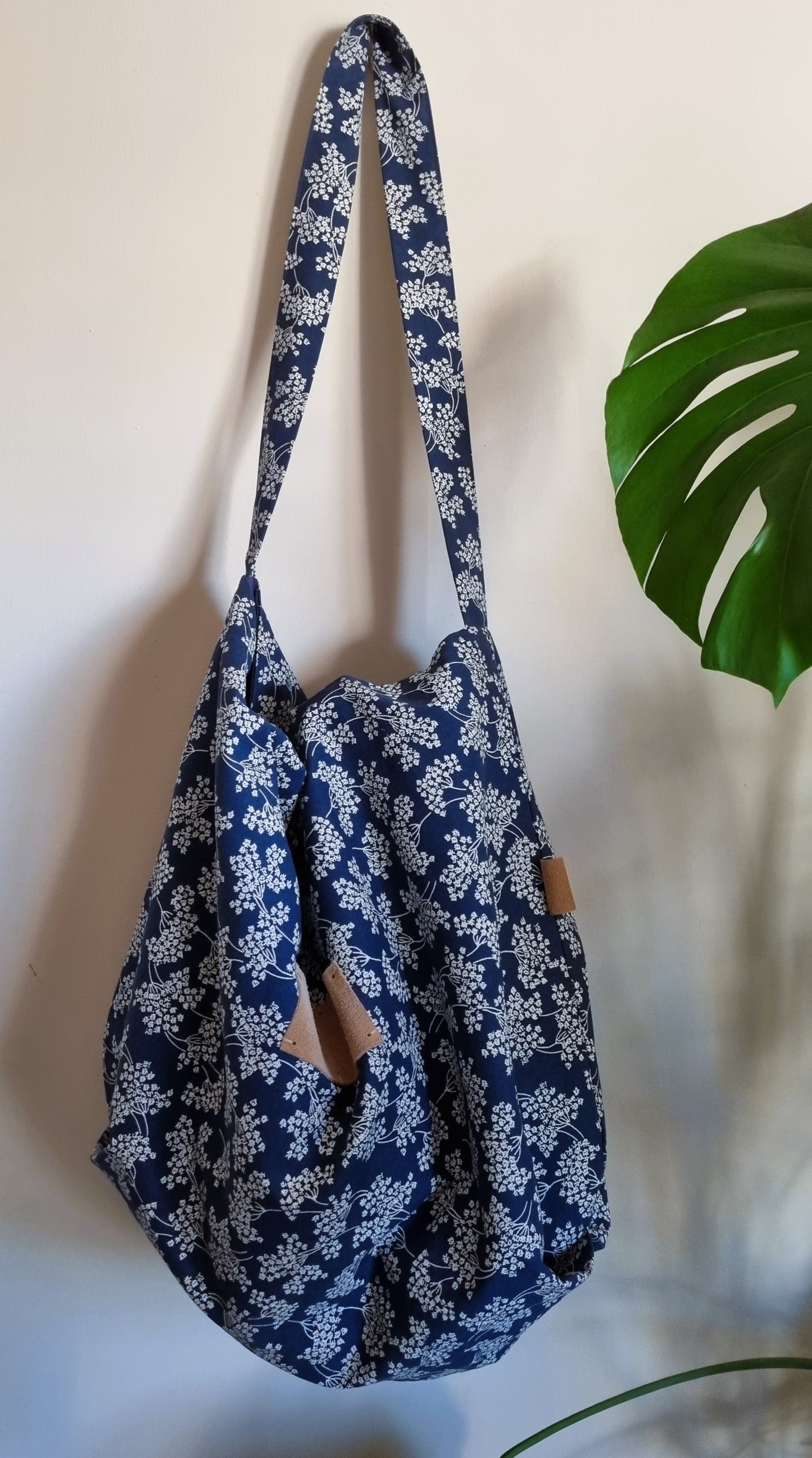 Tote bag but made it blue