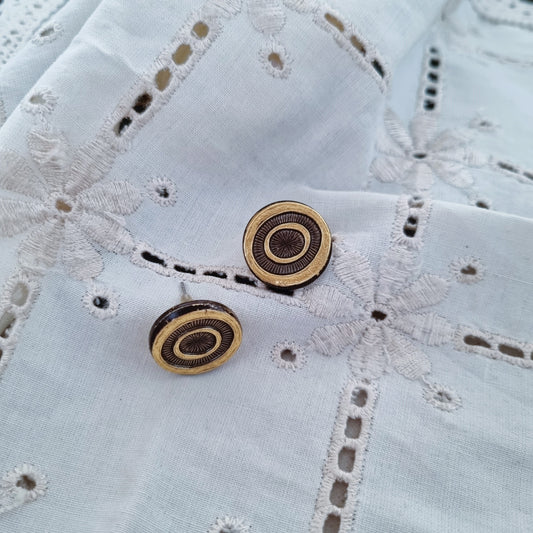 Vintage earrings - Gold on black