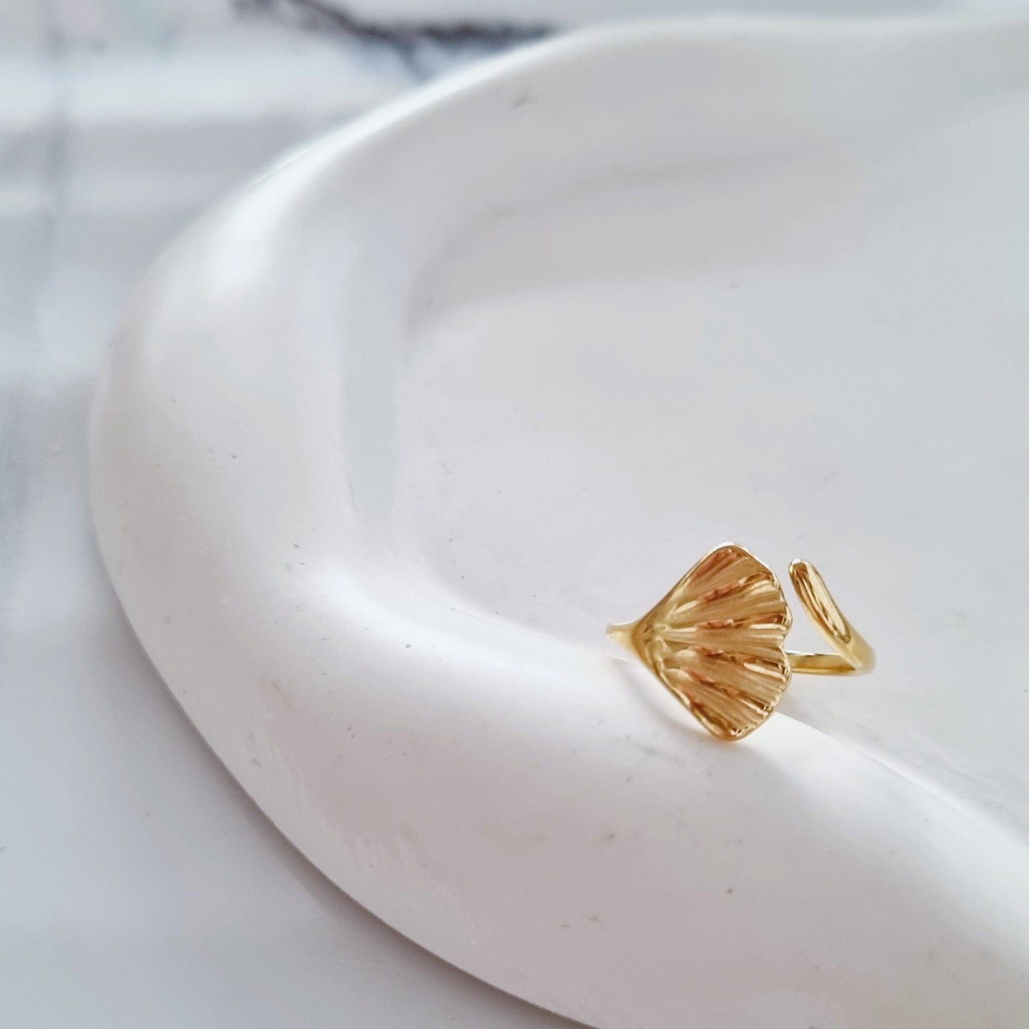 Dandelion ring