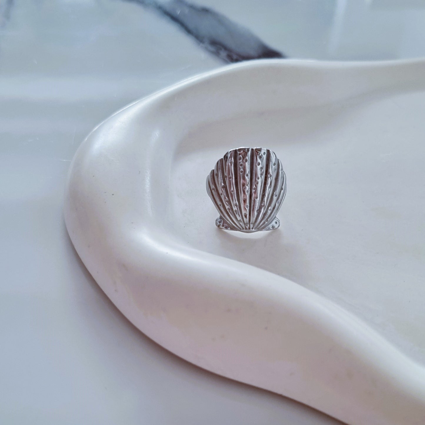 Shells (silver)