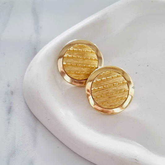 Vintage earrings - Big goldie