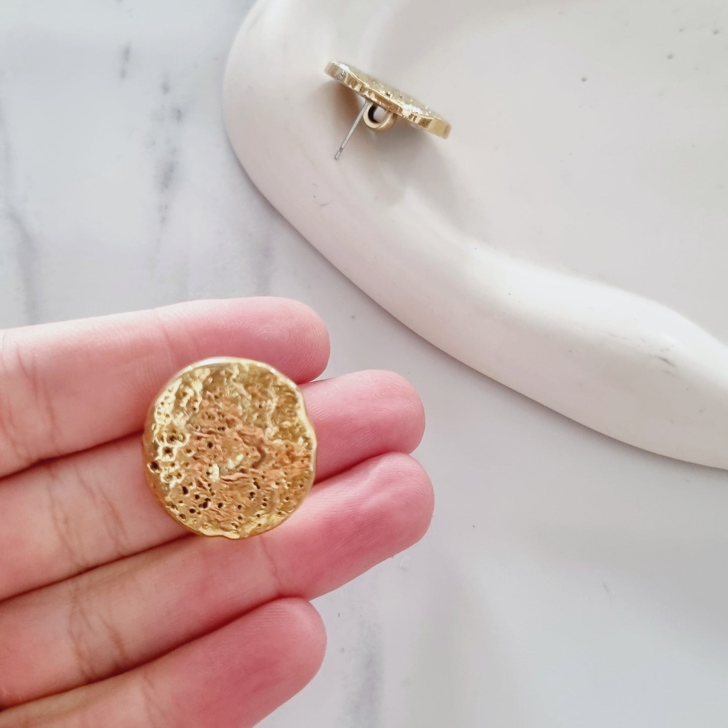 Vintage earrings - Gold moon