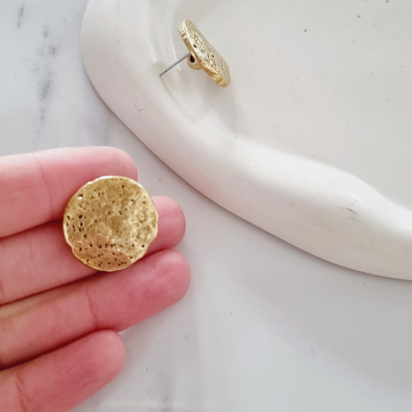 Vintage earrings - Gold moon