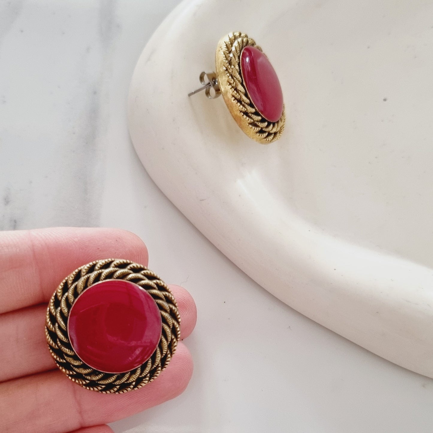 Vintage earrings - Dark Red