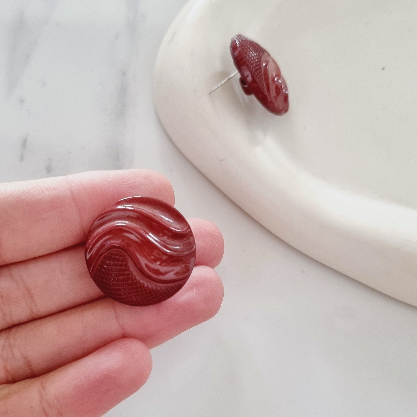 Vintage earrings - Waves in dusty red