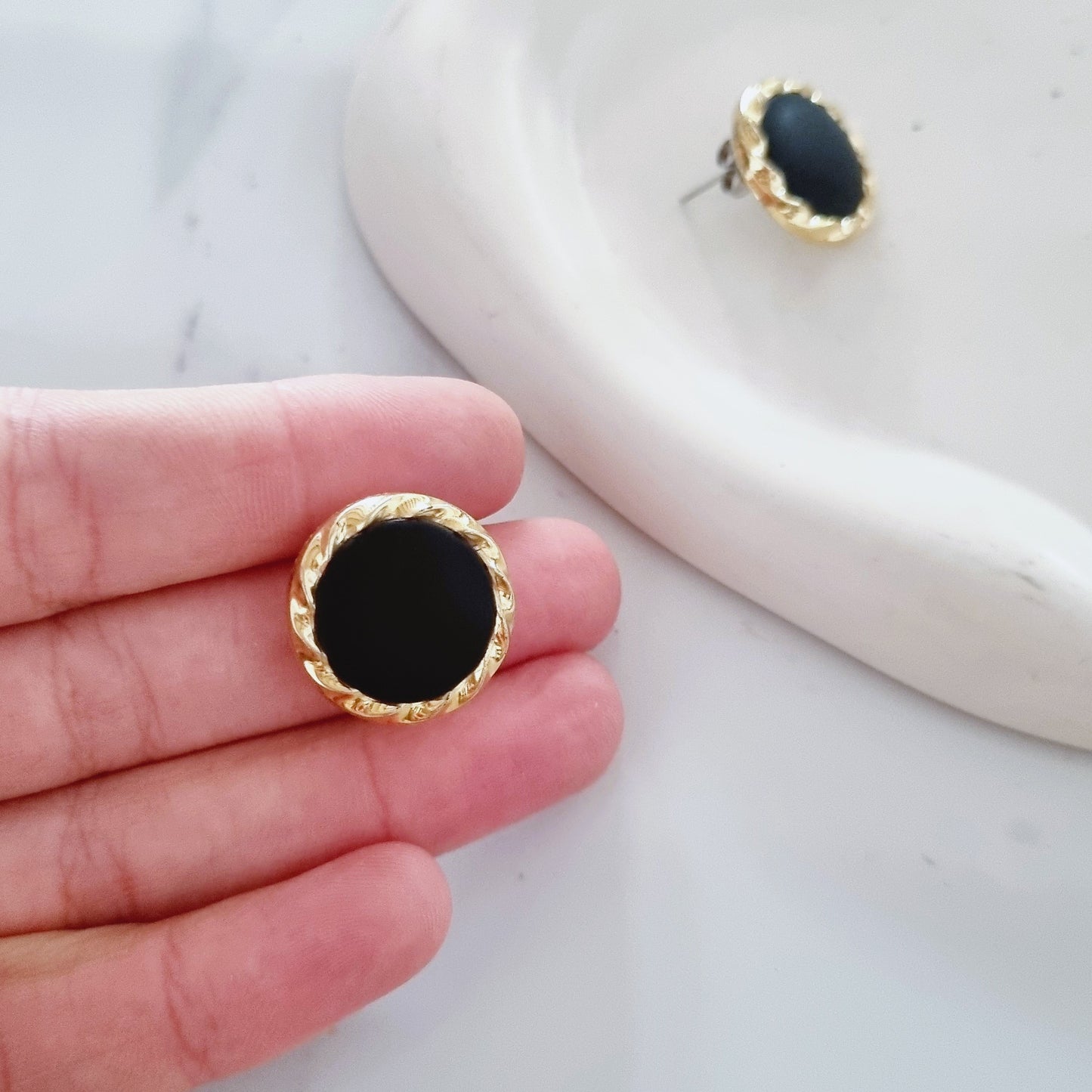 Vintage earrings - Black