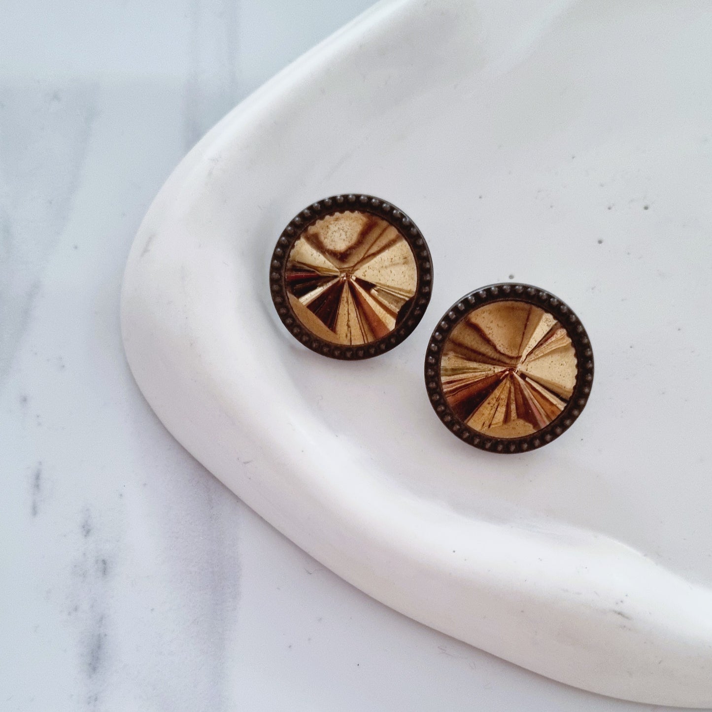 Vintage earrings - Bronze mirrors