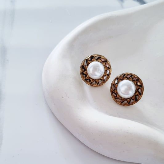 Vintage earrings - Bronze pearl