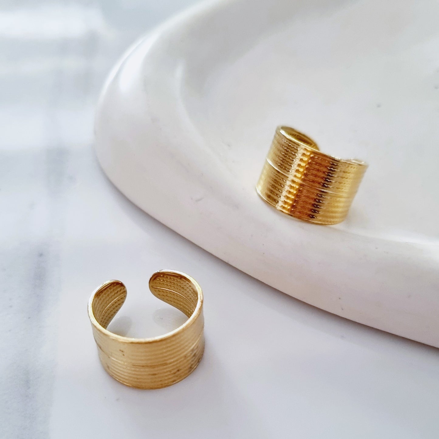 Cuff rings - the short ed.