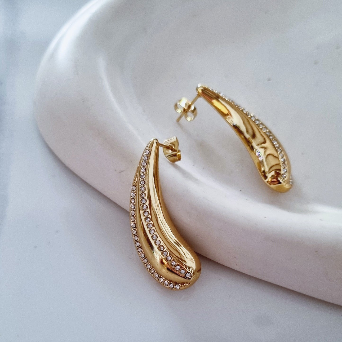 Gold drops - Earrings