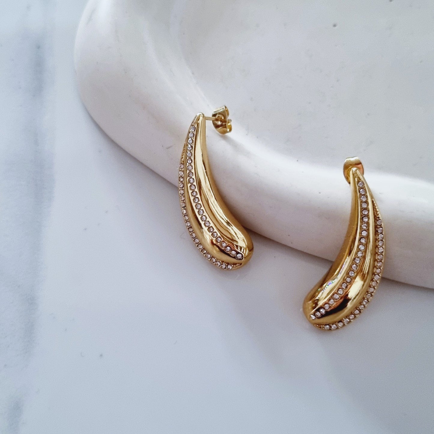 Gold drops - Earrings