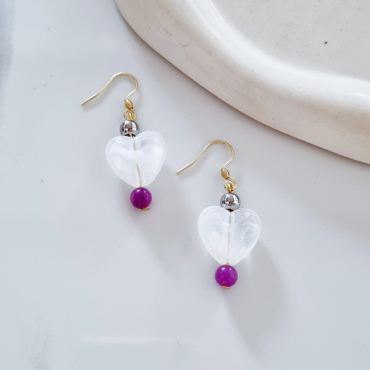 White hearts earrings