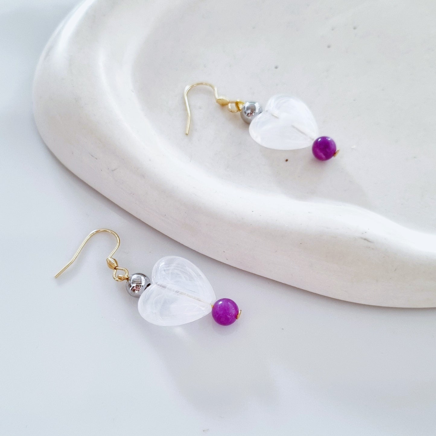 White hearts earrings