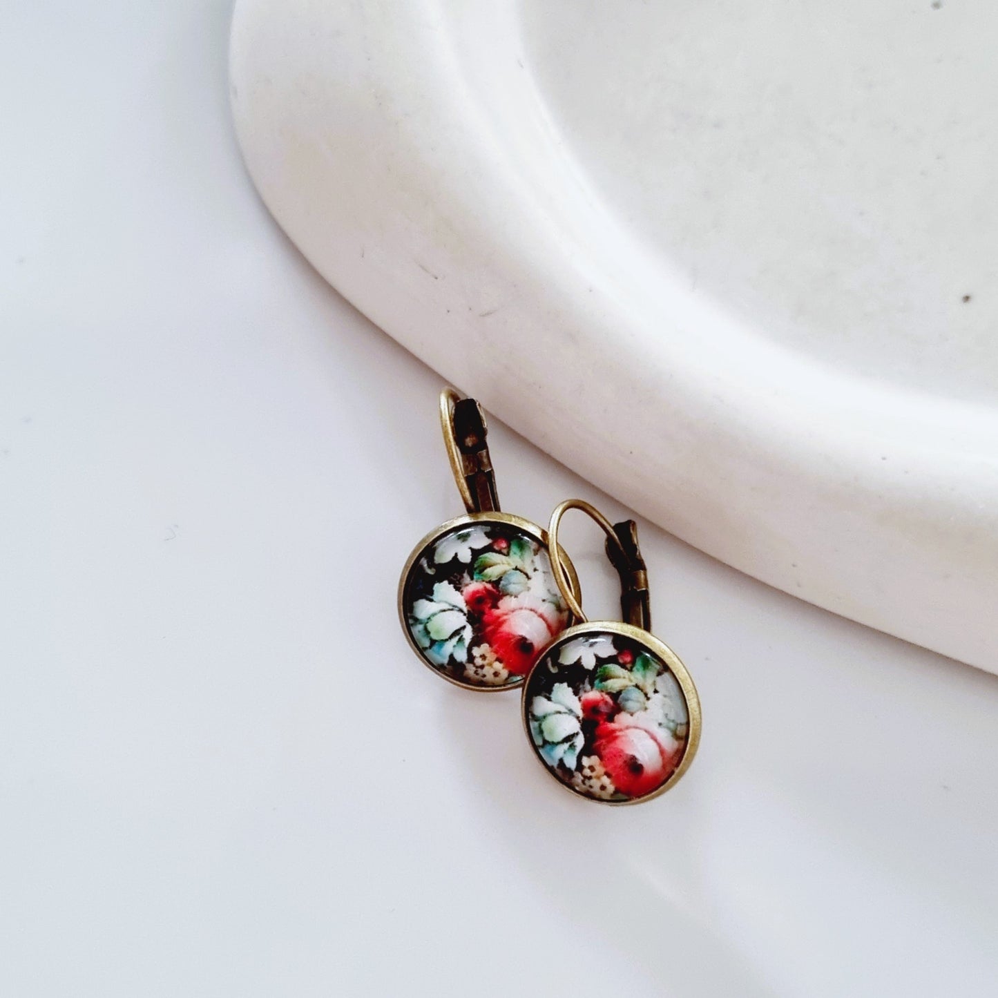 Red roses earrings