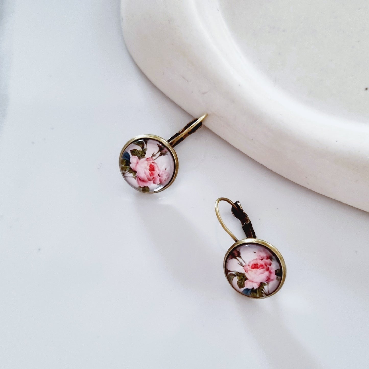 Pink roses earrings