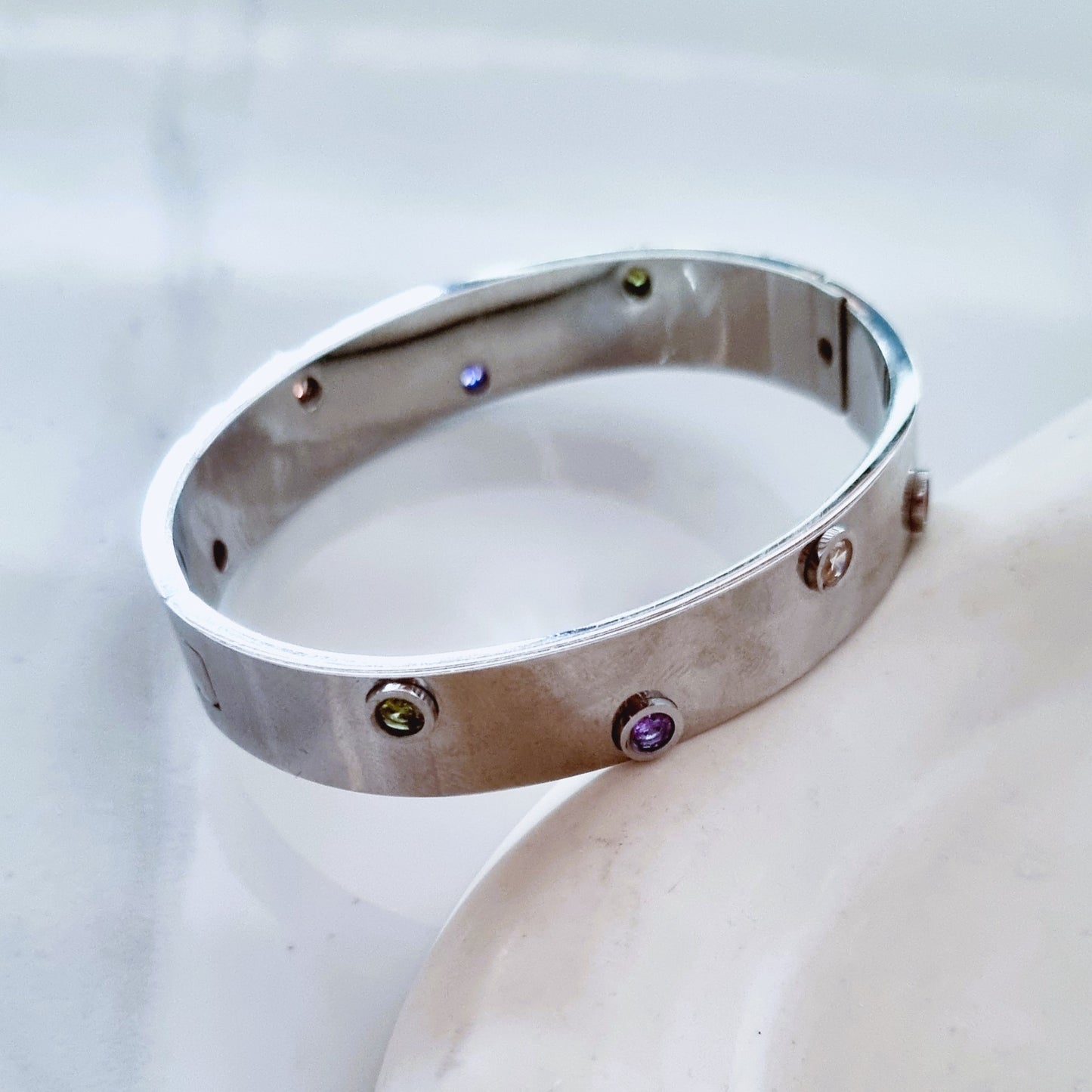 Silver bangle