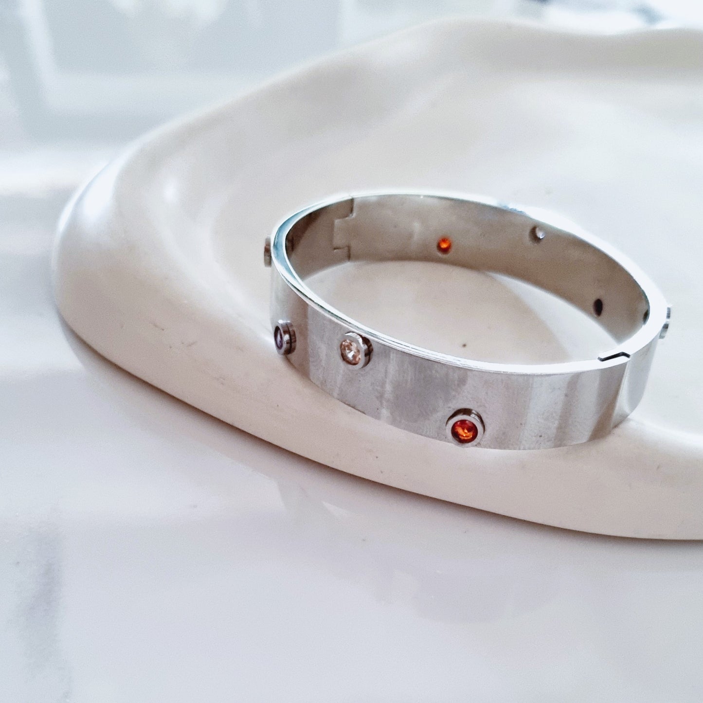 Silver bangle