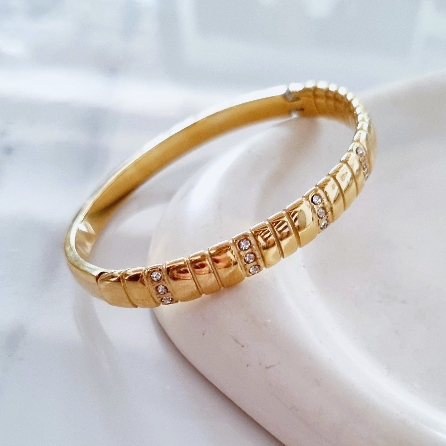 Tis giagias bangle