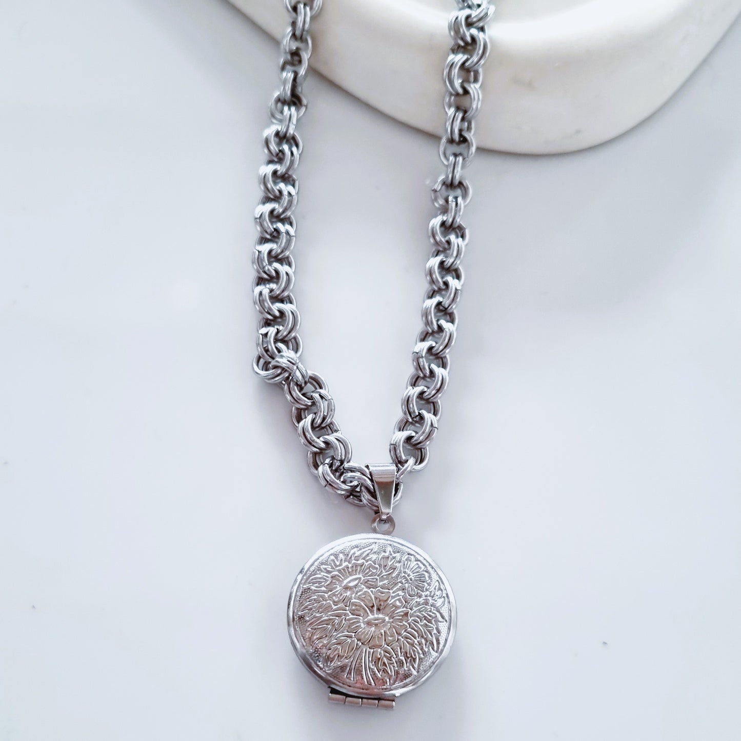 Circles love necklace