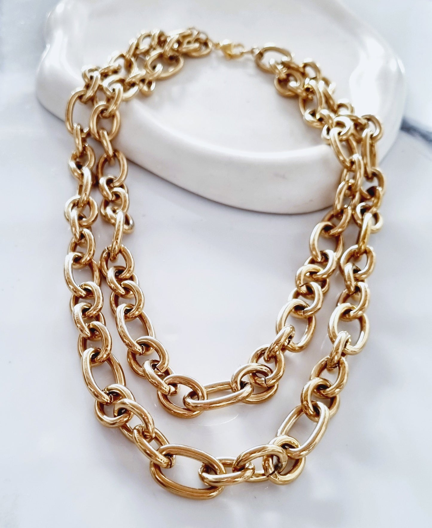 Double chain necklace