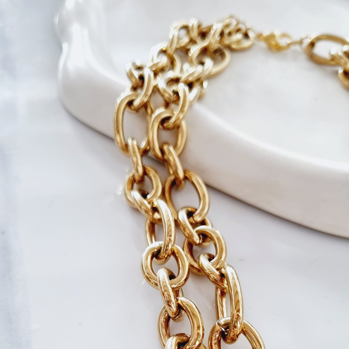 Double chain necklace