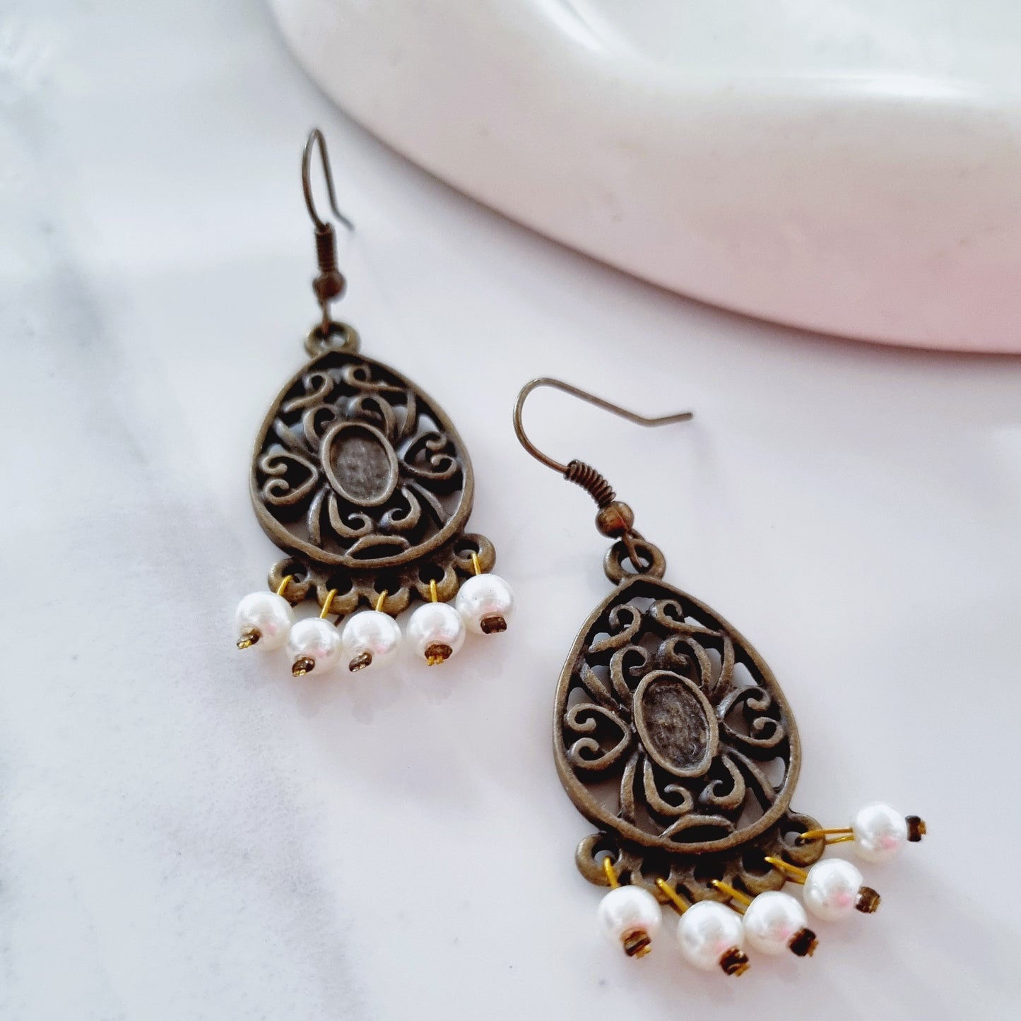 VIntage style earrings 2