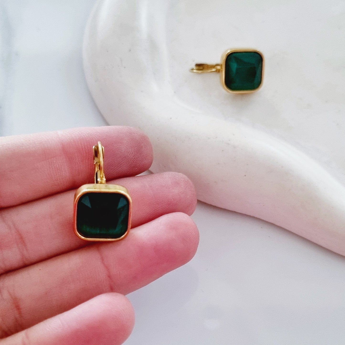 Squared stone's earrings